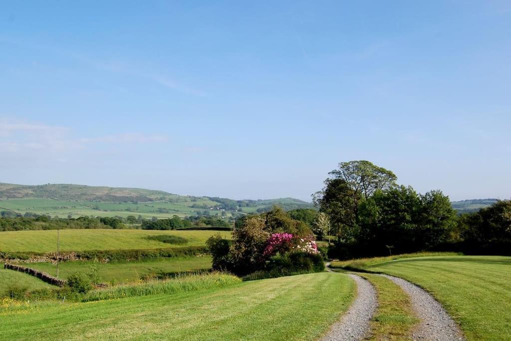 Cartmel Barn: Beckside Stables 빌라 외부 사진